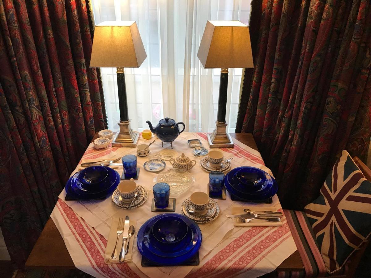 Wynberg House Bed & Breakfast Суонзи Екстериор снимка