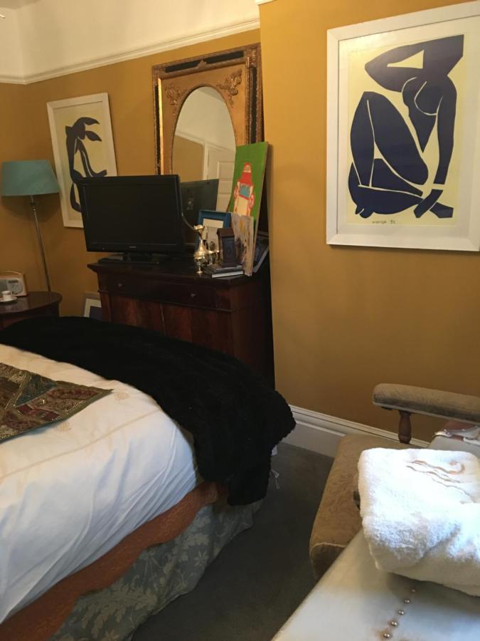 Wynberg House Bed & Breakfast Суонзи Екстериор снимка