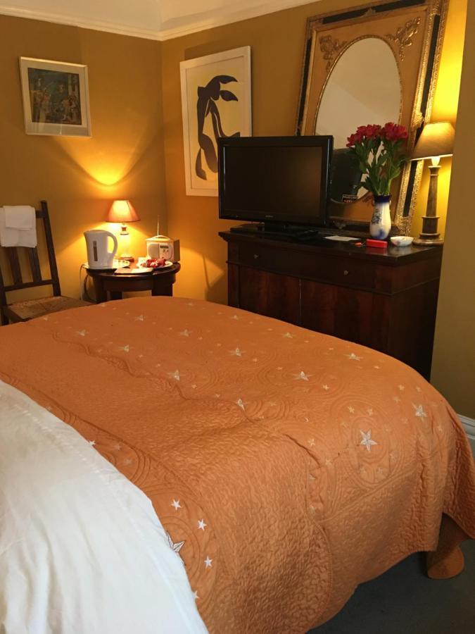 Wynberg House Bed & Breakfast Суонзи Екстериор снимка