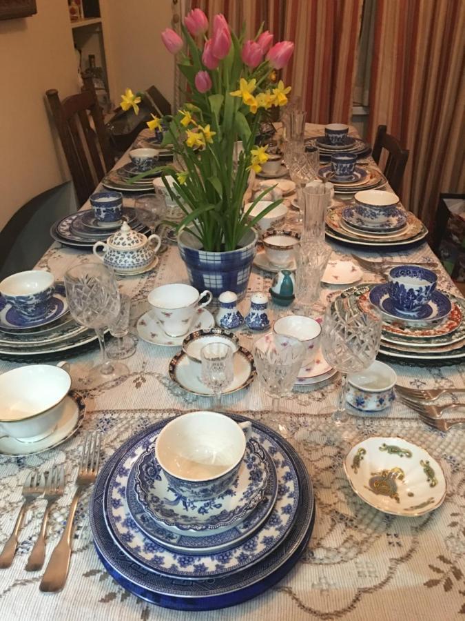 Wynberg House Bed & Breakfast Суонзи Екстериор снимка
